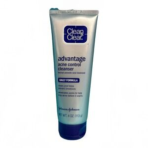 CLEAN & CLEAR Advantage Acne Control Moisturizer Cleanser 4 Oz READ EXP‎